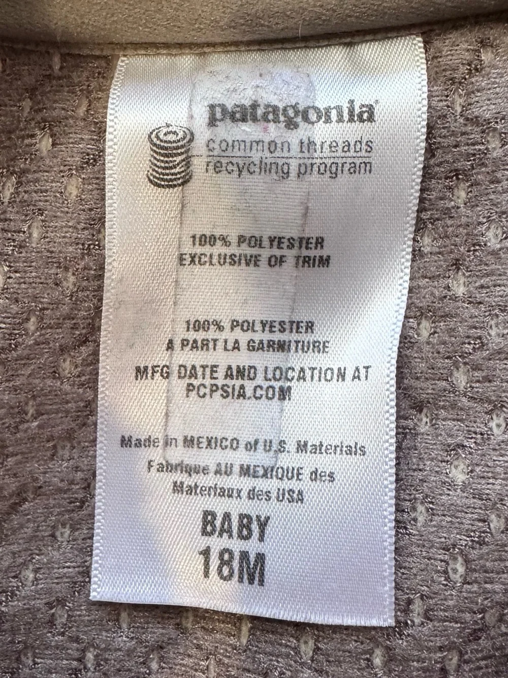 Patagonia Baby Retro Jacket in Natural/Sea Pink Sz 18M